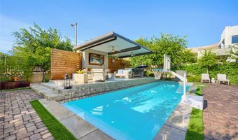 10313 Jade Point Dr, Las Vegas, NV 89135