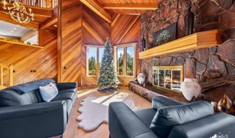 12621 Von Scheben Dr, Anchorage, AK 99516