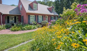 7 S Ridge Rd, Brookfield, CT 06804