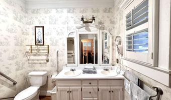 102 Jackson St, Albertville, AL 35950