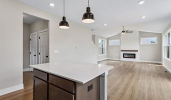 2612 NW Reinhart Dr, Ankeny, IA 50023