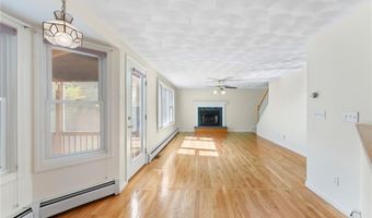 17 Doire Rd, Cumberland, RI 02864