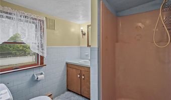 53 Charcalee Dr, Cranston, RI 02921