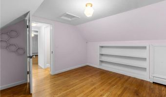 86 Bretton Woods Dr, Cranston, RI 02920