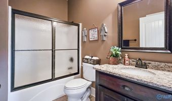 26201 Apple Orchard Ln, Athens, AL 35613