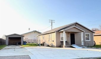 10670 Jackson St, Armona, CA 93202