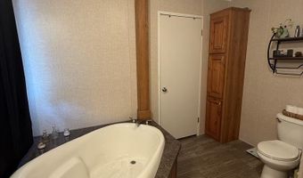 3100 NW 47th Pl, Bell, FL 32619