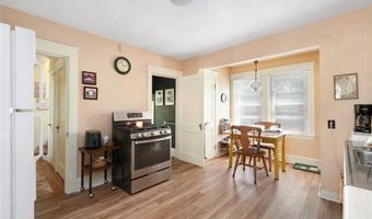 71 Philmont Ave, Cranston, RI 02910