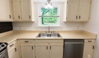 2505 Hermitage Rd, Beaufort, SC 29902