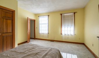 160 Jennifer Dr, Chester, NH 03036