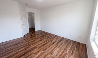 14210 Xenon St NW 4, Anoka, MN 55303