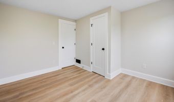 50 14th St, Bangor, ME 04401