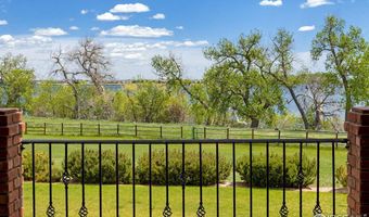 2366 Shoreside Dr, Berthoud, CO 80513