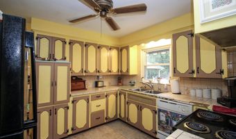 5668 WARRENSVILLE Rd, Montoursville, PA 17754