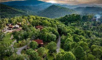 30 Eagle Village Cir, Banner Elk, NC 28604