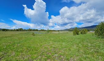 101 Sixty Ln, Cascade, ID 83611