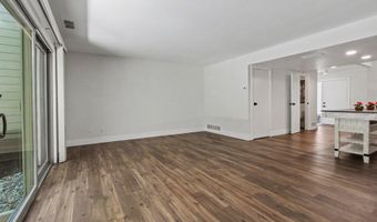 731 Skynob Dr, Ann Arbor, MI 48105