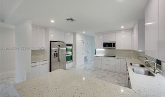 52 Camden Dr, Bal Harbour, FL 33154