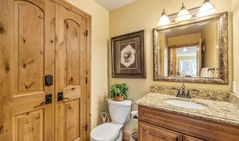 3000 Eaglebend Dr 5, Avon, CO 81620