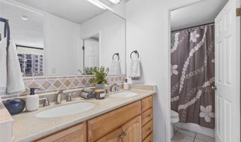 98-500 Koauka Loop 8N, Aiea, HI 96701