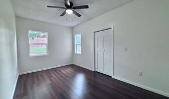 1120 16th St, Aurora, NE 68818