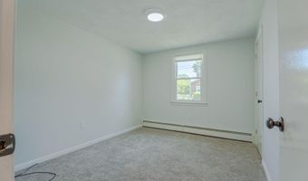 47 Planet Ave, East Providence, RI 02915