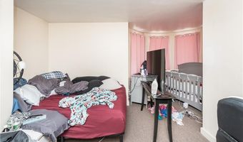 176 RAILROAD St, Lincoln, RI 02838