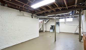 141 Storer Ave, Akron, OH 44302