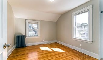 97 Williams Ave, East Providence, RI 02914