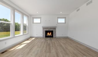 8284 Kettle Oak Dr, Alto, MI 49302