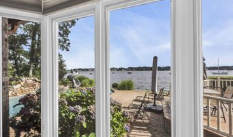 99 Holly Ln, Bayville, NJ 08721