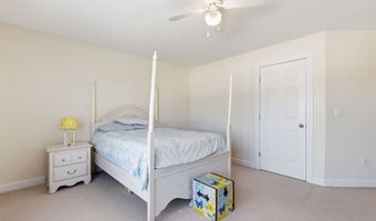 56 Sun Lake Dr, Belmont, NH 03220