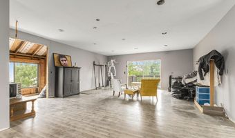 9749 48th Ave, Allendale, MI 49401