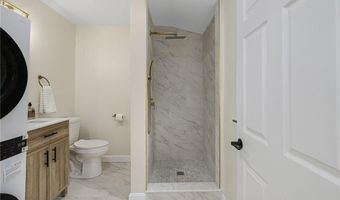 461 River Rd, Lincoln, RI 02865