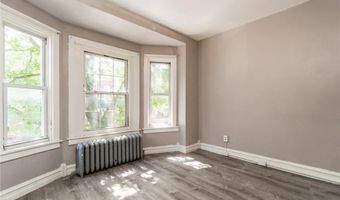 421 N 6th St Apt.2, Allentown, PA 18102