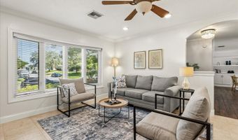 739 LITTLE WEKIVA Cir, Altamonte Springs, FL 32714