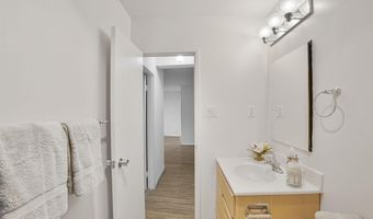 1200 N NASH St 263, Arlington, VA 22209