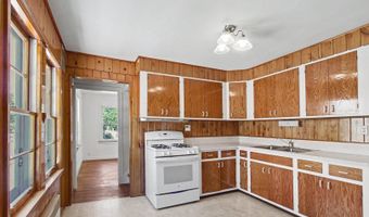 840 N Arlington Heights Rd, Arlington Heights, IL 60004