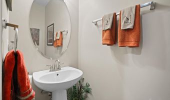 24619 GREYSTEEL Sq, Aldie, VA 20105