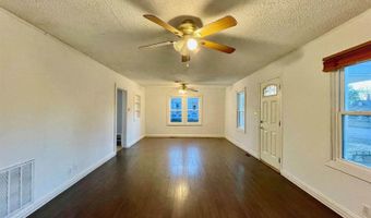 712 S C St, Arkansas City, KS 67005