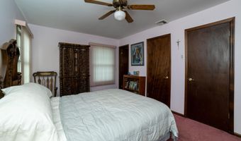 34 Michele Dr, Middletown, NJ 07748