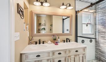 76 Ronald Ave S, Bayville, NJ 08721