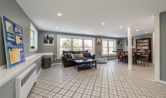 12 Laurence Way, Falmouth, ME 04105