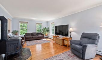 202 Cherry Valley Rd, Alton, NH 03810