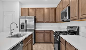 1207 Glenmont St, Algonquin, IL 60102