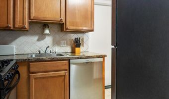7 Wake Robin Rd 310, Lincoln, RI 02865