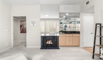 1927 Glendon 301, Los Angeles, CA 90025