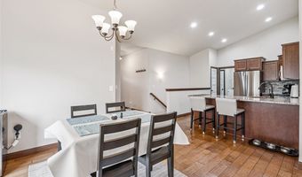 1217 Copper Mountain Dr, North Liberty, IA 52317