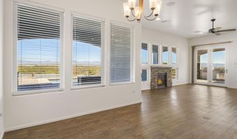 935 Happy Trl, Wickenburg, AZ 85390