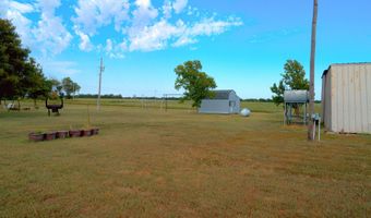 1011 12000 Rd, Altamont, KS 67330